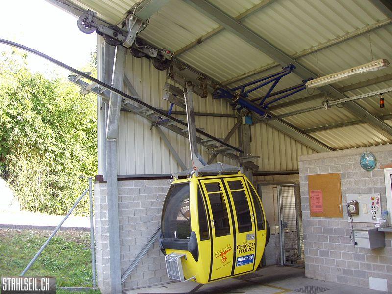 k-PB120110.JPG