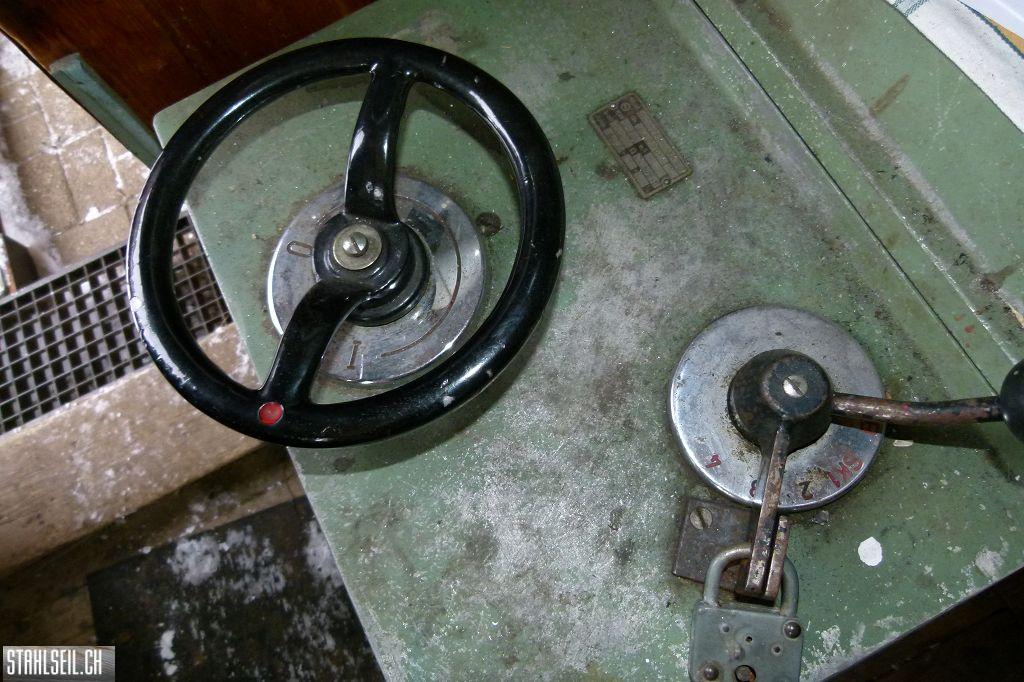 k-P1020130.JPG
